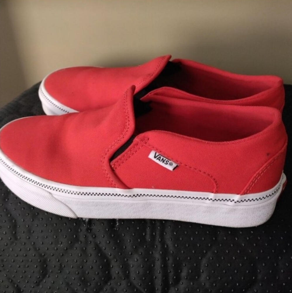 Vans Asher Red Slip On Sneaker Women's 6.5